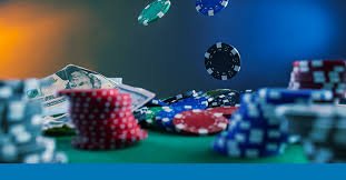 Tampilan permainan slot populer Aviator, Sweet Bonanza, Gates of Olympus, Fortune Tiger, dan Mahjong Ways di platform guru 69